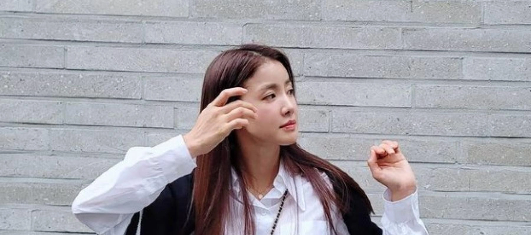 الممثلة Lee Si-young تتفوق على BTS وBlackpink